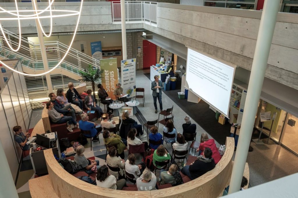 SCHULEkonkret Forum Demokratie und Bildung