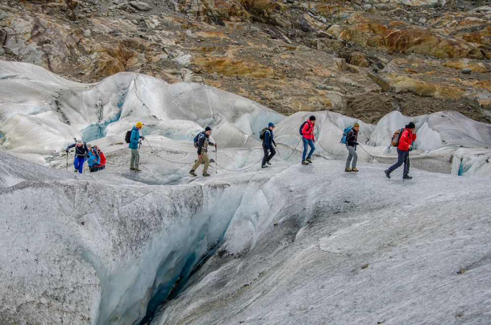 Naturphänomene erforschen – Experimente für den Unterricht. Aletsch Gletscherkursexkursion am Seil.